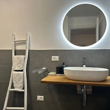 Alojamento de Acomodação e Pequeno-almoço La Casa In Collina 4*