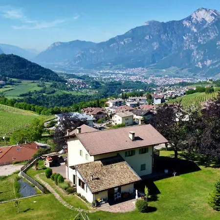 La Casa In Collina 4*
