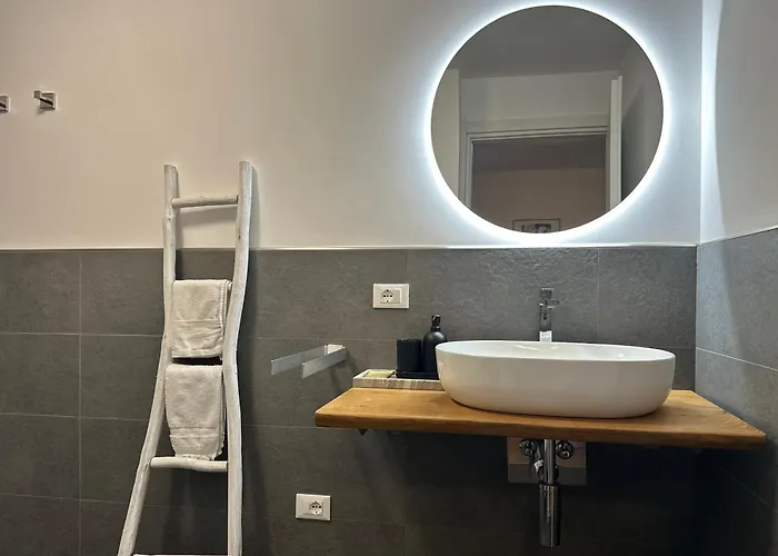 Frühstückspension La Casa In Collina 3*